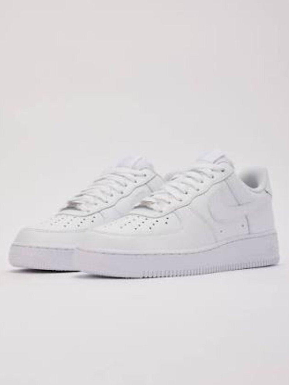 Nike Air Force 1 '07 Triple White Sneakers Shoes 315112-111 Men's Size 11.5